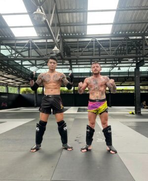 James Gallagher Instagram - Kickboxing to get a Monday started 💣💥 @flashdaddyyyy