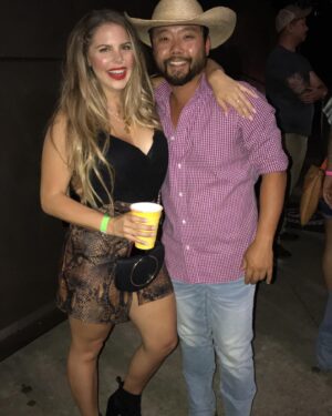 James Huling Instagram - Always a good time when i run into a famous person!!!! Thank you Elena for taking a pic with one of your biggest fans..... Had a blast sweating my ASS off with you.... Mike Ryan, Jerry and the band put on one hell of a show Last Night. 🤘🏼🤘🏼🤘🏼
.
.
.
.
#bigbrother 
#elenadavies 
#mikeryanband 
#texas 
#dallas 
#planotx 
#loveandwar