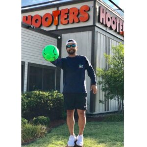 James Huling Instagram - Super excited to watch  #hooterssoccer at my favorite place. What’s your favorite thing about hooters? Drop comments below! 👇🏼👇🏼👇🏼👇🏼 Don’t forget about $5 watermelon Margaritas. 🍉 🍹 🦉 🇲🇽 ⚽️ 🥅 . .
.
.
#hooterssoccer #watchsoccer #fiffa #hooters #hootersgirl #watermelonmargarita #calves #texas #wings #ad