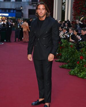 James Lock Instagram - Not gym stuff every day! #TBT #vogueworld event in london! 🧔🏽‍♀️