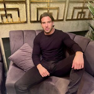 James Lock Instagram - @azura.london Great food and great people! Thankyou for your hospitality! ❤️