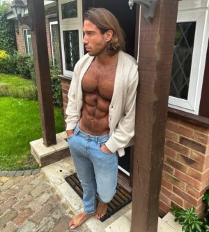 James Lock Instagram - I’m not anti social, im selectively social! 👌🏽