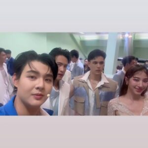 James Ma Instagram - ครอบครัวผมครับบ้านคุณพ่อรณพีร์ แห่งวังจุฑาเทพครับ #ดวงใจเทวพรหมพรม #ลออจันทร์ #ขวัญฤทัย #ใจพิสุทธิ์ #ดุจอัปสร #พรชีวัน #Saint_sup #MingEr