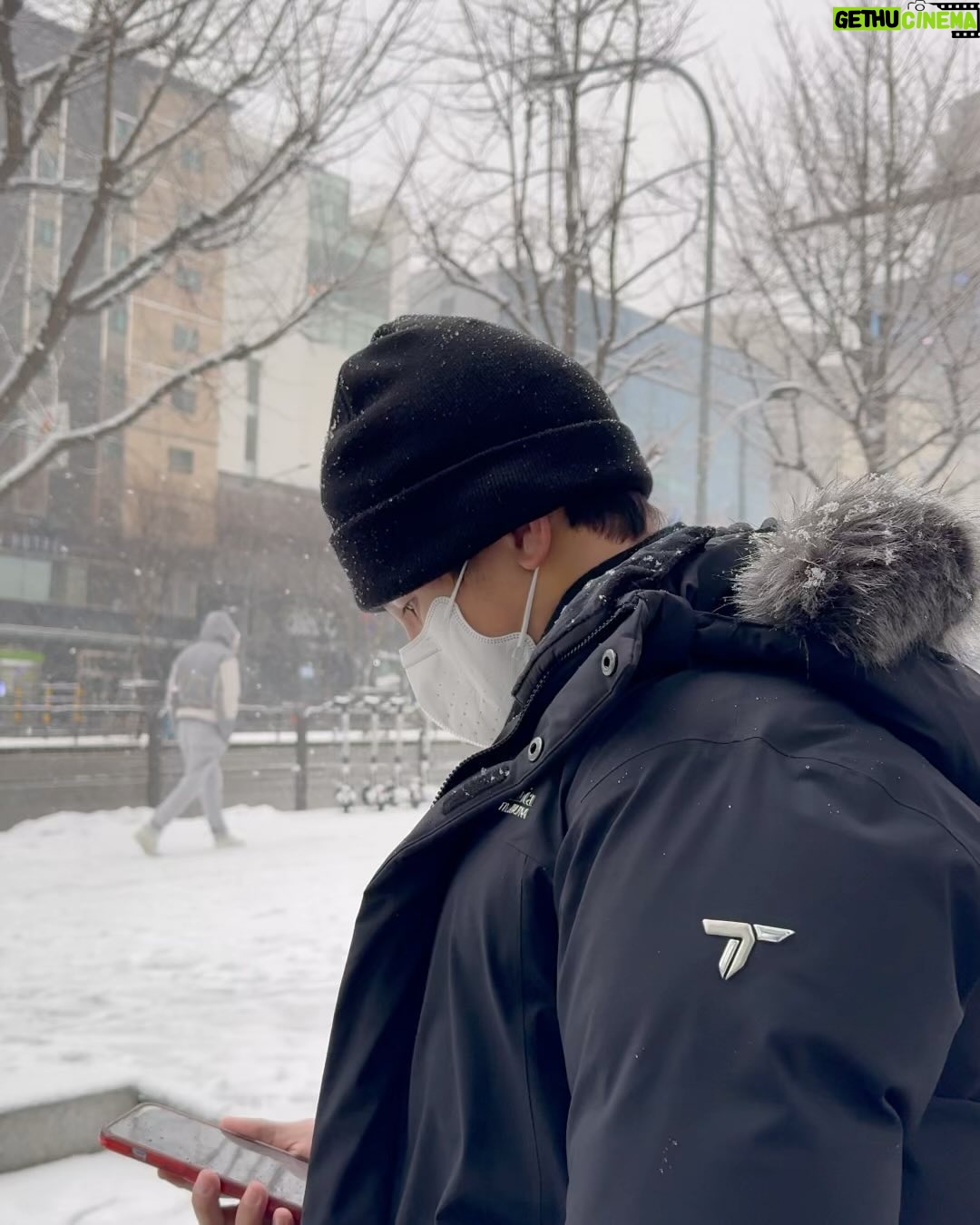James Ma - 59K Likes - 눈