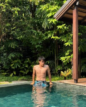 James Ma Instagram - Happy belated songkran 💦😁😎☀️🥵