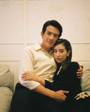 James Ma Instagram - รณพีร์ | เพียงขวัญ | รณจักร ❤️

อย่าลืมดูกันนะครับคืนนี้ 🙏😃 #ใจพิสุทธิ์