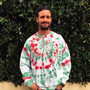 James Ransone Instagram - Been working on a stupid idea for a minute 🦃🔪🎄🎅🏻 Check back tomorrow.
