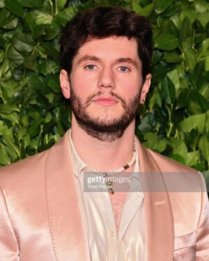 James Scully Instagram - No thoughts just The Gotham Awards. Thank you @dolly.lanvin & @y.threadz for making me look beautiful while I dissociate. Grooming by me (I showered).