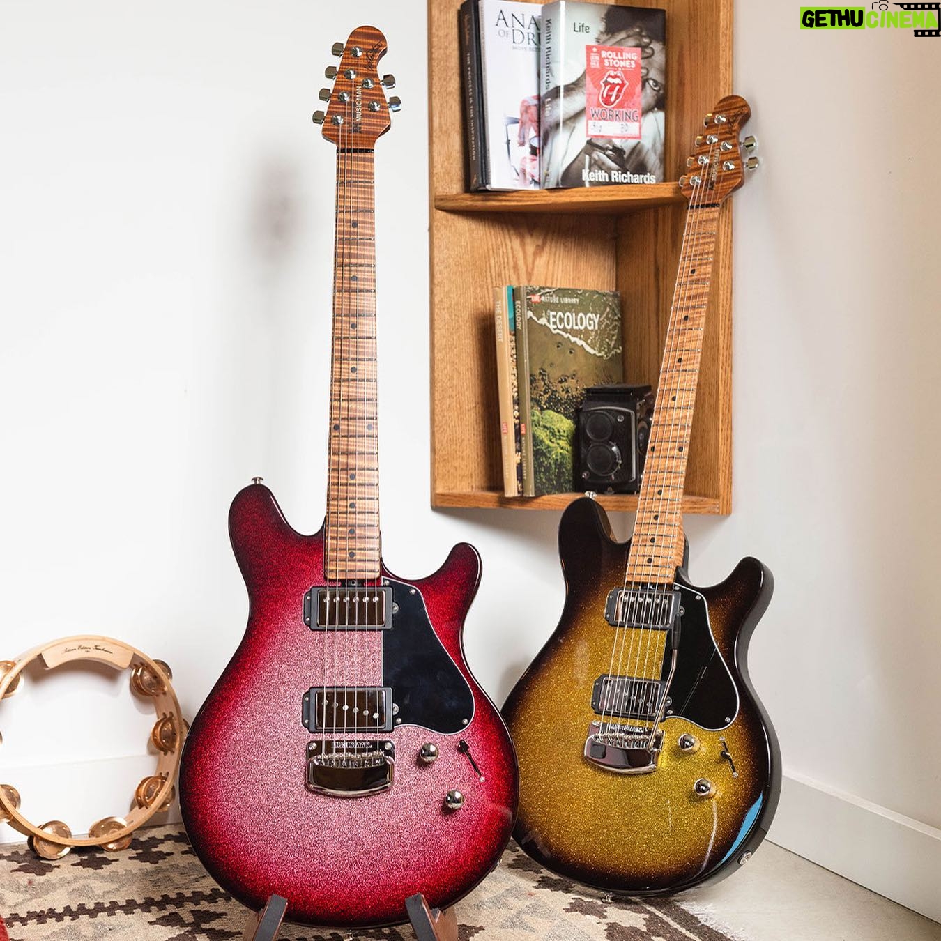 James Valentine - 3.7K Likes - Excited for 2021 Valentine new colors!! Champagne Sparkle, Tobacco Sparkle, Maroon Burst Sparkle. ⨠Check them out on our tour right now! Go to music-man.com for more info!