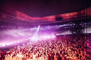 James Valentine Instagram - Obrigado São Paulo!  Sua energia foi incrível!  Parecia que nossos corações estavam todos conectados.  Quem se importa se todos nós ficamos um pouco molhados?  Espero que o Google tenha traduzido tudo isso corretamente! Photos by @bootswallace