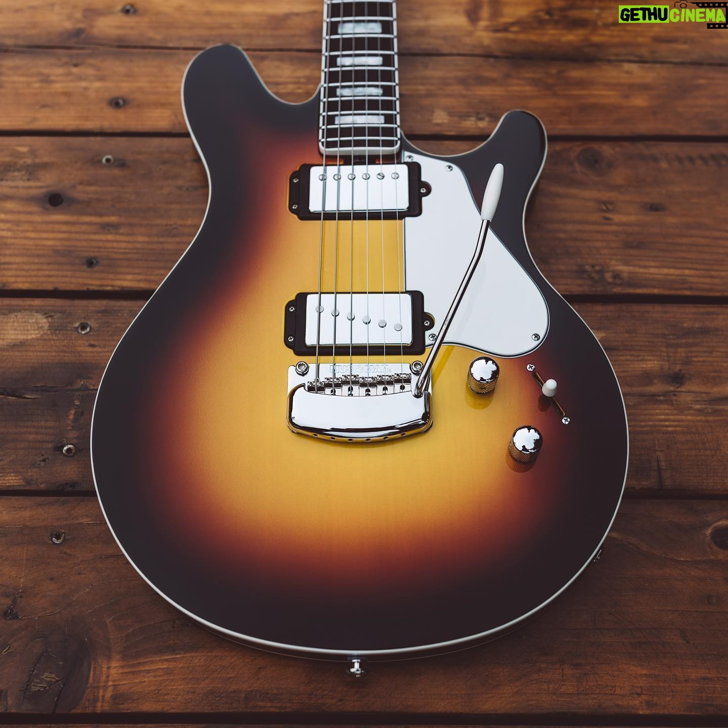 James Valentine - 4.3K Likes - Dayum @music_man ! This new Ball Family Reserve Valentine... #ernieball #musicman #guitar