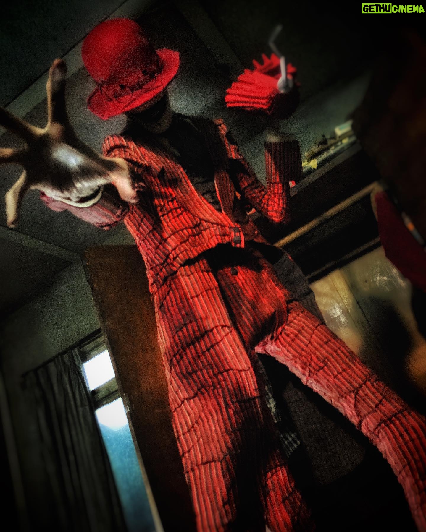 James Wan - 71.5K Likes - Throwback to my tall friend, the Crooked Man played by the incredible @jbotet. Javier’s movement was almost supernatural, some people knocked the character for being CGI.
I filmed him in slowmo and reverse playback — all old-school camera trickery.
And no, unfortunately the spin-off movie with this character isn’t happening. Outside of my control. But maybe one day. #theconjuring
#theconjuring2 #thecrookedman