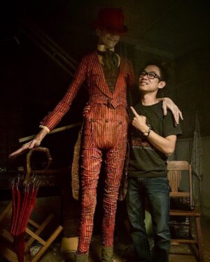 James Wan Instagram - Throwback to my tall friend, the Crooked Man played by the incredible @jbotet. Javier’s movement was almost supernatural, some people knocked the character for being CGI. 
I filmed him in slowmo and reverse playback — all old-school camera trickery. 

And no, unfortunately the spin-off movie with this character isn’t happening. Outside of my control. But maybe one day. #theconjuring 
#theconjuring2 #thecrookedman