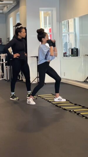 Jamie Colleen Instagram - Perfect way to kick off spring break! Amazing work by AJ! @moyocoyotzin_328 
🥊🥊🥊 

📲 Shoot me a DM if you have interest in 1:1 boxing or small group self defense classes 🥊 
@controlabphilly