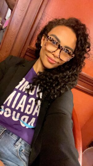 Jamie Colleen Instagram - Life is beautiful 💜 @womenagainstabuse 

#lobbyday #harrisburg #statecapitol #advocacy #domesticviolenceawareness #morethanasurvivor #survivor #strongwomen #womenagainstabuse #ipledge #inspireadifference
