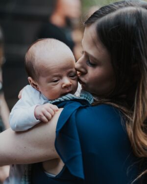 Jamie Jewitt Instagram - Such a lovely party to celebrate @jennyjewitt and @rickyjewitt at the weekend #40thweddinganniversary .💒. And our first photo as a family of five 🥰 (Nell was clearly not impressed to leave the dance floor for two minutes for the photo 🤣💕🎉) 📷 @_heyslater