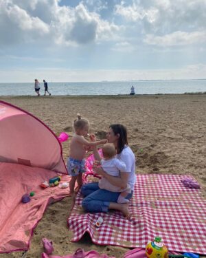 Jamie Jewitt Instagram - Lovely weekend spent with the rugrats! We visited the real fireman sam today at Brentwood fire station, Nell was in her element. 👉 yesterday was a trip trip to the beach 😎♥️