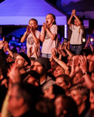 Jan Delay Instagram - 🔨🔨🔨 hammer fotos von hammer show mit hammer band an hammer ort 🔨🔨🔨 @paul.gaertner 📸 war dabei an der #portanigra in #trier 🤩🙏
.
#foreverjan #bestof #album #tour