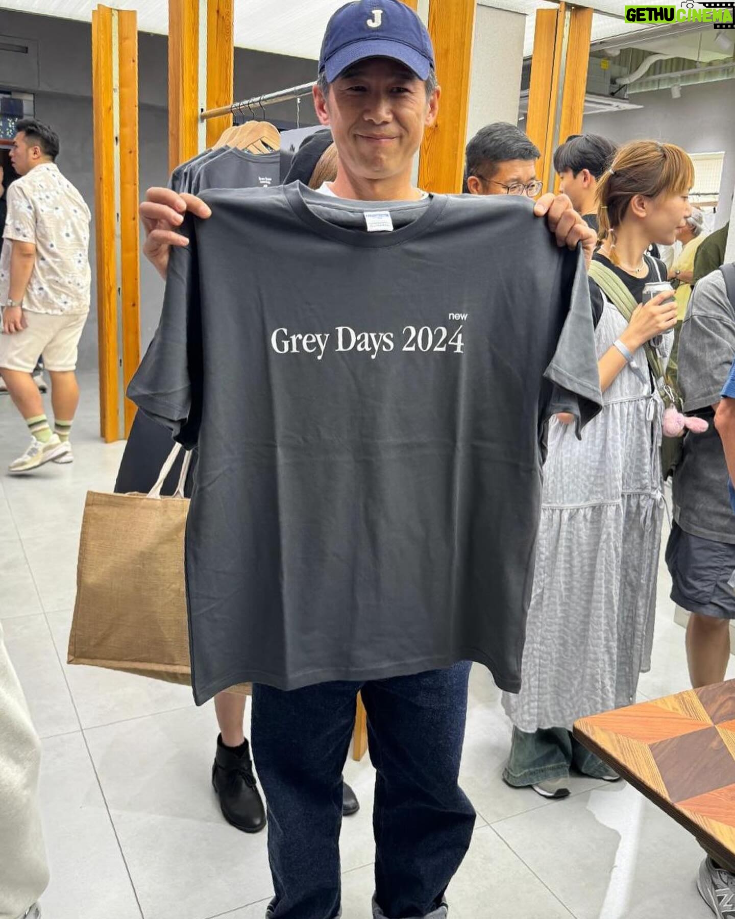 Jan Lam Hoi-Fung - 6.7K Likes - Thank God It’s Grey Day!
#NB
#GreyDays