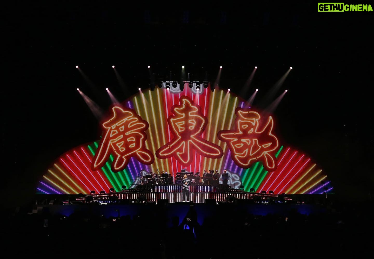 Jan Lam Hoi-Fung - 4.6K Likes - 「好麻煩㗎喎」「又唔知佢想點」「成日改」「佢又唔識」,我搵人搞音樂大概係會出現以上對白,不過就算係咁,何秉都肯幫我做,由UNCLE一首歌做到一隻碟最後仲搞埋三晚PARTY。又好彩遇上好監製導演好熱情咁幫我完成幾隻平靚正MV。30METHING 到50METHING,UNCLE 算係男子組嗰隻碟之後叫做見得吓人嘅一個PROJECT。
#給背後的13
#何秉nBAND