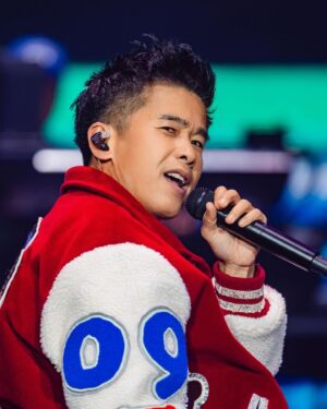 Jan Lam Hoi-Fung Instagram - UNCLE/DEC/2023
#給背後的16
#PhotobySWKit