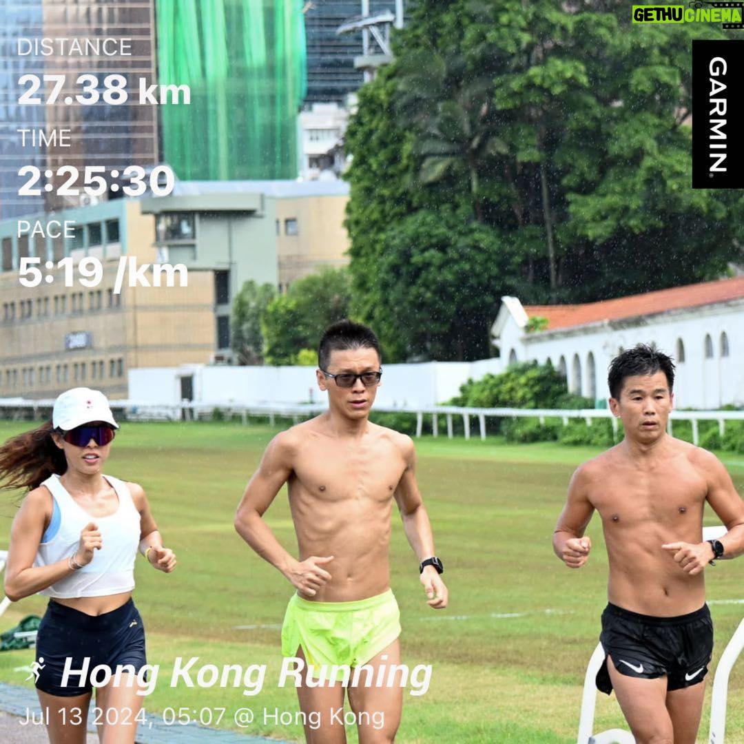 Jan Lam Hoi-Fung - 5.9K Likes - PACING工作室呈獻「跑轉腦朋友2」再次強勢捲土重來!今朝真係唔容易,全新情緒角色阿熱HOT,阿焗STUFFY, 阿翳MUGGY加入大腦總部,幸好沿途跑轉有朋友,全靠深淺藍師兄師姐師叔師母夾住推住咁就慢慢完成一課,為焦慮不安的林狗帶嚟一次動人的治癒。
#謝謝深淺藍攝影大師火火
#謝謝KEITH順手入水又入錶
#謝謝JANJAN贈送能量飲品