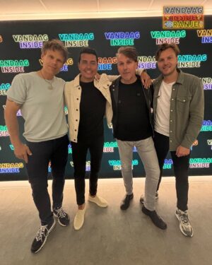 Jan Smit Instagram - Zometeen bij Vandaag Inside Oranje: de 3JS en Jan Smit met (Die Man Is) Verliefd! 🙌🙌
#vandaaginside #vandaaginsideoranje