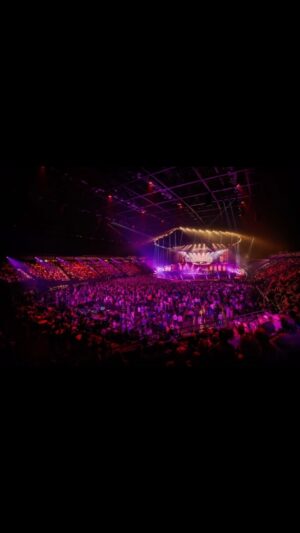 Jan Smit Instagram - Het begon als een grap, ein kleiner Witz. ‘Laten we eens beginnen met een klein zaaltje’, zeiden Jan en ik ‘n paar jaar geleden in Ahoy tijdens de presentatie van het Eurovisie Songfestival, over onze guilty pleasure: een schlager festival. 
Dat is niet gelukt. Beetje uit de hand gelopen. 

FESTIVAL DER LIEBE 2024 
5 & 6 april 
AHOY, Rotterdam. 

Het was fantastisch! Volgend jaar weer! 
Grote dank aan de top gastartiesten 
@fransbauer @denniechristiancom @vajenvandenbosch @jeffreyparmentier @marcoschuitmaker @maradonnie @coenensander @mcbrainpower en schlager legende @heino.offiziell 
Dank aan de Marcel Fisser band en de dansers van Natasja Lammers, Sander van der Ham, dank aan de productie, aan de gehele crew: iedereen achter de schermen, Ahoy residents, Volendam Music   &C media, dank aan iedereen die hieraan meegewerkt heeft, het is een geweldig project geworden. 

En… aan iedereen die gekomen is: DANKJEWEL 

@jansmit my partner in schlager❤️

📸 @nathanreinds