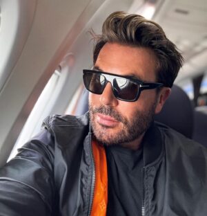 Jan Thomas Instagram - Puerto Vallarta -Mexico City- Frankfurt -Oslo☀️☀️☀️ Det er en lang reise hjem, men det gir meg tid å reflektere❤️