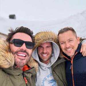 Jan Thomas Instagram - Venner for livet❤️ God påske fra oss til dere.Størst av alt er kjærligheten❤️