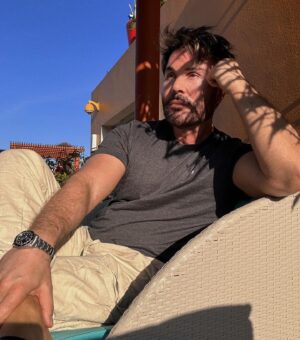 Jan Thomas Instagram - Lørdag☀️🇲🇽 Men, hver dag er en «lørdag» for meg. Jeg sitter og venter på at solen skal stå opp noe som gir meg tid til å reflektere litt over livet. Tenk så heldig jeg er som våkner hver dag sunn og frisk. Som våkner hver dag med så mye kjærlighet rundt meg. Som har funnet min livsledsager. Som har verdens fineste jobb. Jeg kunne fortsatt og fortsatt. Det er altså så mye å være takknemlig for. Hva er dere takknemlig for i dag?