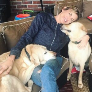 Jana Lee Hamblin Instagram - “Do not let the behavior of others destroy your inner peace.” This feels so applicable right now.
We are all in this together.
I am understanding the reality of this epidemic.
What I don’t know about are the consequences of it.

All I can do is stay calm, quiet, loving, and in service.
That’s it.
That is all any of us can control: our attitudes and our efforts.
That’s it.

There is no amount of toilet paper that can change our attitude and outlook on life.
What we can do is to understand that who we are never changes.
Our Spirit is what lies underneath all of this.
It exists always.
Never changing.
Always present.

I am sending each and every one of you so much love.
Today. Always.

Stay safe and continue to wash your hands!! 😷