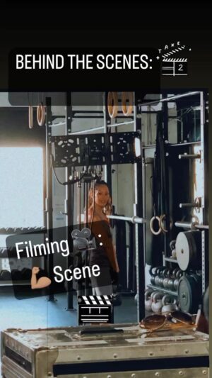 Janab Kareem Instagram - I have done a few fitness/athletic scenes/spots/projects and let me tell you.. they are not easy…So currently with training/prepping going on now..I’m torn between excited and 😱..but let’s get it!!
#behindthescenes #inbetweentakes #actress #veteran #humanitarian #filming #filming🎬
