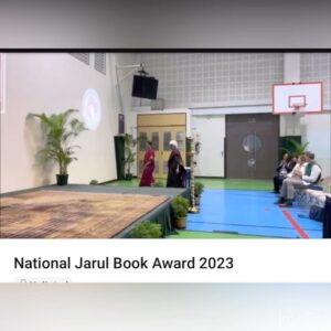 Janaki Sabesh Instagram - When my daughter @dhwanisabesh and I wrote Paati’s Rasam, we had no idea that we will be soaking in the warmth and love of children & adults from all over the country for our book.

Last week, was the announcement of the winner of the @jarulbookawards and we were evidently amidst a sea of joyful children. The ‘Children’s Choice Award’ was to be declared. About 10,000 children had voted for their favourite among the top three nominations - "Paati’s Rasam", "Sometimes Mama Sometimes Papa" and "Giggi and Daddy". We had these two equally brilliant books contesting for the position, alongside Paati’s Rasam. 

And when they finally announced Paati's Rasam as the winner, the young audience sprang up from their seats letting out squeals of delight. Yes! Paati’s Rasam won the 2023 National Jarul Book Award. 

After the felicitation, I had a great time talking to children as they shared their dreams of becoming an author, spoke of how much they loved the book, and that they would love it if we could visit their school. The warmth I was receiving in these conversations was proof enough that Paati’s Rasam had won the hearts of children. In fact, there was a child who came to me during this event, wanted to hug me, and shared how she had associated the story of Paati’s Rasam to the loss of her pet.

So grateful for this recognition from the National Jarul Book Awards, held at the American School of Bombay. A heartfelt thank you to the children who voted for ‘Paati’s Rasam’ and the parents, teachers, and all adults who have welcomed this book into your homes.

A big thank you to @shobhavish of @karaditales, our publisher, who believed in the story! Thank you to Vaijayanthi @vay.jay who did the storyboard, & Pallavi Jain @this.beleaf our illustrator, who wove magic into the book! It has been such a gratifying journey so far with this book, and we are sure it will continue to touch more hearts globally as well.

What felt more special for me is that I wore my Amma’s koorapudavai, which felt like a warm hug for celebrating our success. Swipe to see videos and pictures of us soaking in the warmth of children’s love and cheers for us.