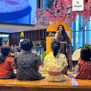 Janaki Sabesh Instagram - Indulekha Warrier and Janaki Sabesh brought stories to life at the DC Books Fest!
The children who attended had an unforgettable time, filled with wonder and joy.

 #DCBooksFest #StorytellingMagic #forumkochi