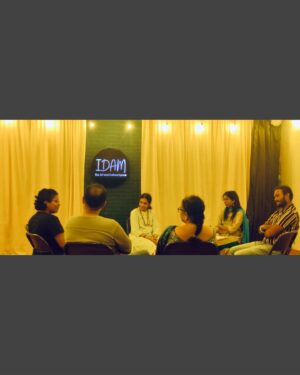 Janaki Sabesh Instagram - What can bring 6 strangers together in 90 minutes? A magic unfolded around this at the 'Flashback' event I facilitated at @idam_thespace Kodambakkam on Saturday. 
It was a ride into our past with photographs, objects and special memories from our lives. We sat in a circle, slowly warming up to introductions about ourselves. Then each of us went back in our own time machines to fetch back memories that evoked beautiful emotions in us.
Nithya, started off with an exploration of 'Can a metro train journey be viewed from the lens of a life presented with new opportunities?'. All of us had a train story for sure. So we shared stories of fears, broken hearts, food memories and inspirations connected to train journeys. 

It was such a heartwarming moment when Nithya shared a newspaper report on a similar session that I had facilitated 5 years back!

Selvi, took us to her days in the 1960s when commute to school was in horse carts through dark and dense hilly routes. She also recalled a heartwarming story of her reunion with her school best friend after many years, something that we think would happen only in movies. 

As everyone listened in awe, the conversations seamlessly moved to objects that we held dear. From a miniature typewriter, to books and watches passed on through generations, to cherished gifts from an ex-girlfriend, each of us were now talking about our most personal stories without the fear of being judged. And that's what an intimate group session like this can do. 

It was turning into a deep and intense, yet safe space for sharing, as each participant took cue from the previous story and expressed theirs. A warm connect blossomed through the flashback ride we took together. 

I find it apt to say that every kind of story had its 'idam' (place) there! 

As we ended with some soothing lemon tea and butter biscuits, my heart was full and thankful for yet another evening where stories brought a group of strangers together♥️

#flashback #storytelling #magic #momentswithmaajanaki