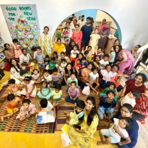 Janaki Sabesh Instagram - In life, we often avoid certain things by labelling them as irrelevant. I usually avoid wearing the portable microphone to address a small crowd. It came from believing that I was audible enough while narrating stories and that the voice amplifier was just an appendage while addressing a small group of children. But something different happened yesterday as my friends in @tulikabooks confirmed it was houseful and unfortunately could not get hold of a mic. 

Lucky for us, I remembered I had a portable mic lying in my cupboard for years. Though I wasn’t sure if it worked, to my pleasant surprise, it worked well. Yes, I finally wore the microphone headset, and let me tell you how I felt. It was liberating. It also helped my wonderful audience to hear me loud and clear. I found joy in this simple thing, and I believe this is what life is about. It is vital to find happiness in the small things. 

As I wore the mic after a long time, it dawned on me that we often put a lot of things on hold in life. Maybe it is about time we do the things we haven’t done in years and welcome change. Let us step into the new year with this lesson in mind.

I am grateful for yet another year of opportunities to share stories with not just children but also with students, adults, corporate sectors, and NGOs. It has been overwhelming to see that my stories have made an impact on people. Nothing compares to the joy of seeing the spark in the eyes of my audience while listening to the stories. Here is hoping I continue this journey of making people smile. Thank you for being a part of this ride with me. 

As it is time to say goodbye to 2023 let us be grateful for all the good things and keep going. The new year could be the one you have been waiting for your whole life!!

May the coming year bring you joy and success, dear Instagram family!  I hope it’s filled with new opportunities and cherished moments. 
Happy New Year! Hello 2024 😊

#grateful #gratitude #newyear #newbeginings❤ #momentswithmaajanaki