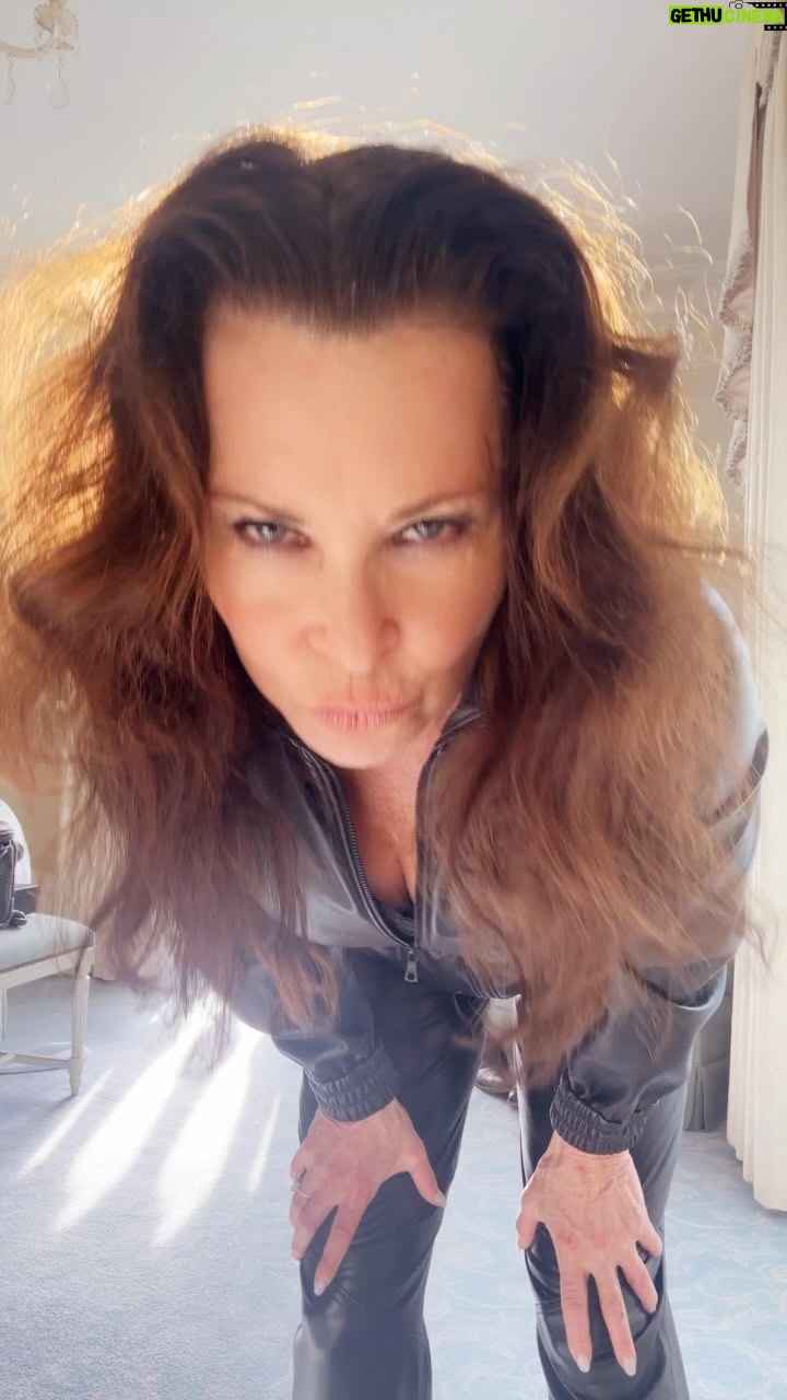 Jane Badler - 1.5K Likes - Gotta dance…gotta keep dancing along with the grief, the loss. The heartache , the hate.. let’s keep spreading our love and our prayers for peace. My heart is so full with the preciousness of this life.. Happy New Year everyone. I am so grateful for your love… ❤️. And thank you for all my amazing birthday wishes!!!!