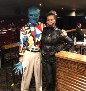 Jane Badler Instagram - Behind the scenes of the newly released music video of @september.87 .. i get to play an alien in love with the crazy talented @markseymourandtheundertow .. a remarkable team of creative souls .. video link in my bio !! Makeup by @celestej_makeup .. @paul_henri.___ @j_ballard
