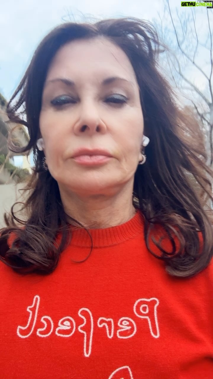 Jane Badler - 1.3K Likes - Dont know how many more precious moments i have on this beautiful planet…#makeithappen #dontgiveup