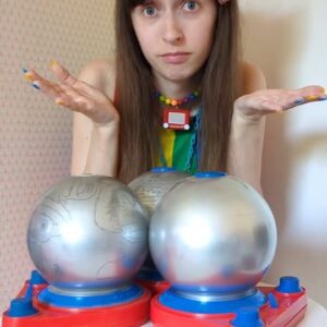 Jane Labowitch Instagram - I destroyed the Doodle Dome economy 🔮💣

#etchasketch #tycodoodledome #princessetch