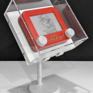 Jane Labowitch Instagram - My first Etch A Sketch drawing at @artinstitutechi was over a decade ago! Which museum masterpiece should I etch next? 👀

#etchasketch #etchasketchart #rodin #artinstituteofchicago