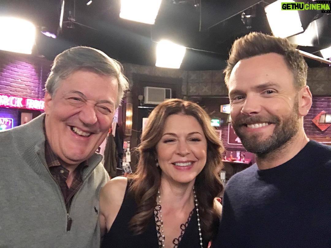 Jane Leeves - 1.9K Likes - Just wrapped @GreatIndoorsCBS with my two goofballs, @joelmchale and @stephenfryactually.