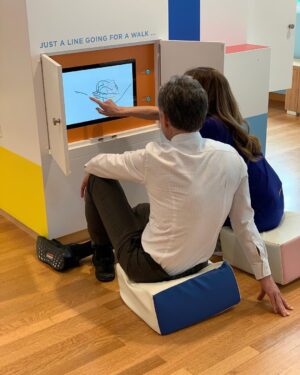 Jane Leeves Instagram - Proof that actors are all just a bunch of children. Final day of Season 2, playing in the kid’s section of the High Museum of Art with Bruce ❤️