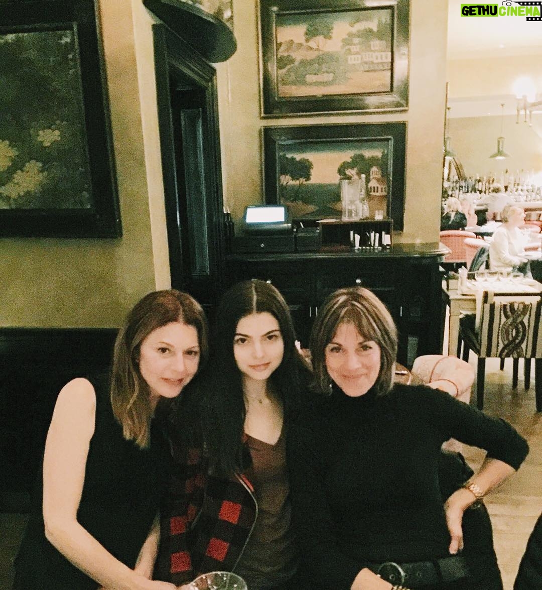 Jane Leeves - 1K Likes - Always finding friends no matter what continent I'm on.