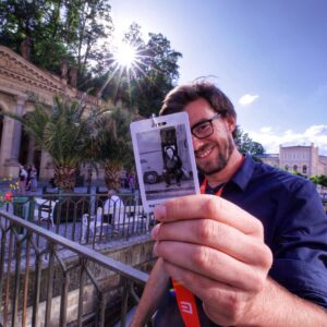 Janek Rubeš Instagram - Amazing shot by @honzamikulka #kviff #karlovyvary #kviffguide