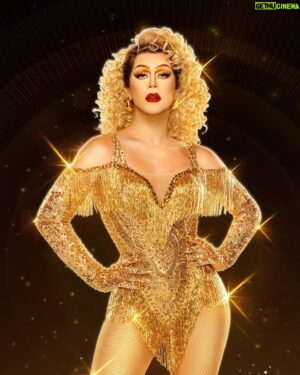 Janey Jacké Instagram - A touch of gold to light up the night💛✨

Turn on the TV and dance with me tonight because I'm about to hit the stage and serve you show girl realness! ✨ 

I can’t wait to reunite with my drag sisters on the drag panel and watch these celebs transform into fierce drag queens! It's going to be a night filled with glitz, glam, and jaw-dropping transformations. 😍

Make Up Your Mind - 20h Tonight @rtl.nl @herriemakersproductions 📺 

#Muym #MakeUpYourMind #Fashion #Beauty #Outfit #gold #showgirl #rpdr #rupaul #costume #dancecostume #Queer
