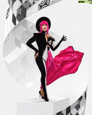 Janey Jacké Instagram - every story needs a pop of color 👏🏻 
-
📸 @robster16 
🎥 @herriemakersproductions 
-
-
#explore #transformation #fyp #blackandwhite #pink #muym #rtl #television #makeupyourmind