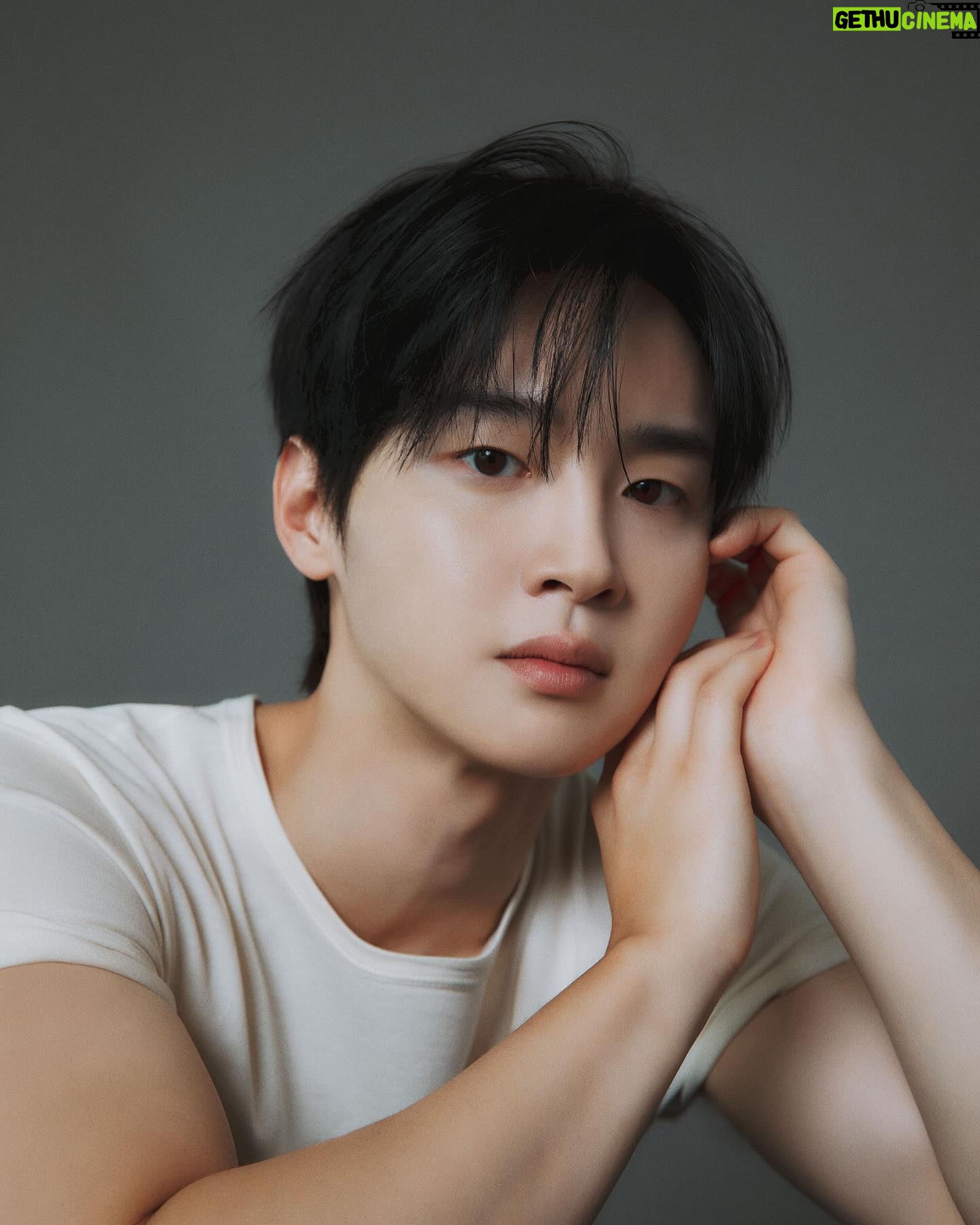 Jang Dong-yoon - 196.5K Likes - NEW📸
@yonghee_
@geumnam
@eomjungmi
@hanmaeum_