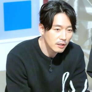 Actor Jang Hyuk HD Instagram Photos and Wallpapers May 2024